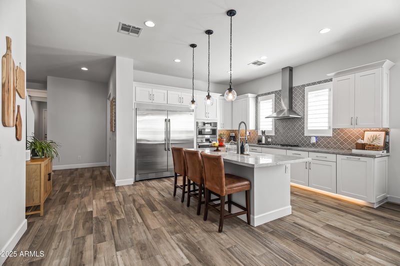 3838 E Crittenden Ln, Phoenix, AZ 85018