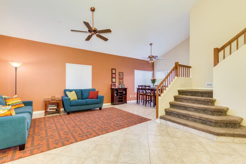 3838 E Windsong Dr, Phoenix, AZ 85048