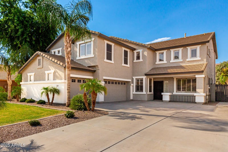 3838 Thornton Ave, Gilbert, AZ 85297