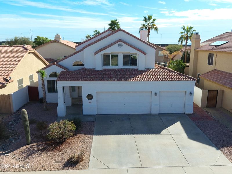 3839 E Glenhaven Dr, Phoenix, AZ 85048