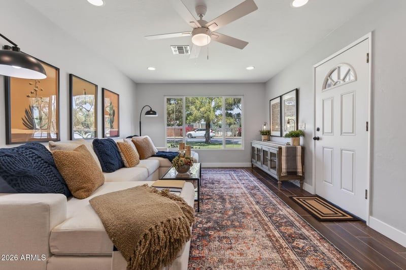 3839 E Vernon Ave, Phoenix, AZ 85008