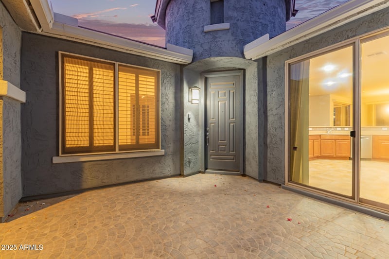 384 Bismark St, San Tan Valley, AZ 85143