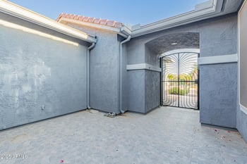 384 Bismark St, San Tan Valley, AZ 85143