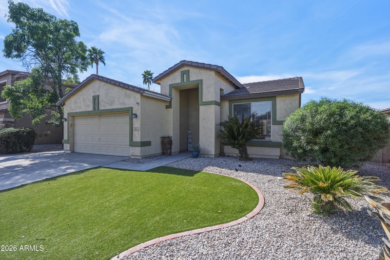 384 Scott Dr, Chandler, AZ 85225