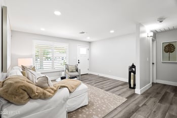 3840 E Mulberry Dr, Phoenix, AZ 85018