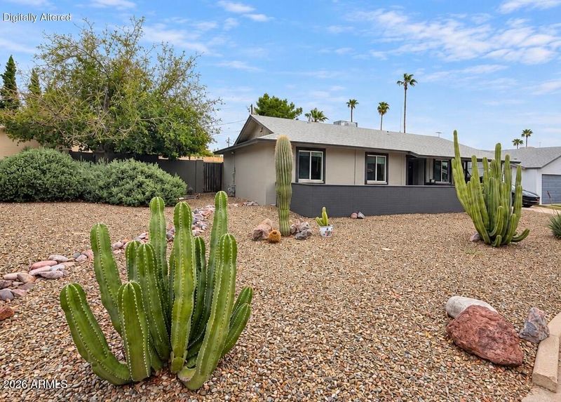 3840 E Sahuaro Dr, Phoenix, AZ 85028