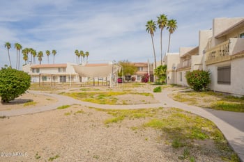 3840 N 43rd Ave #25, Phoenix, AZ 85031