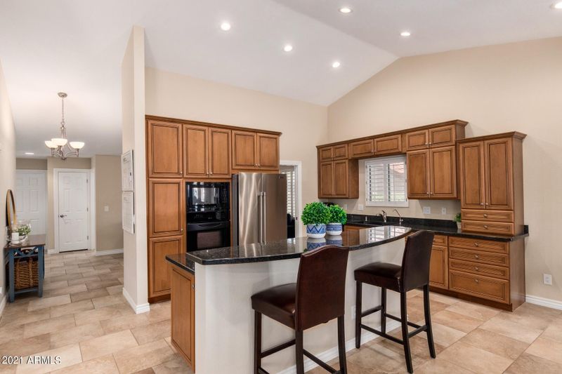 3841 E Ahwatukee Dr, Phoenix, AZ 85044