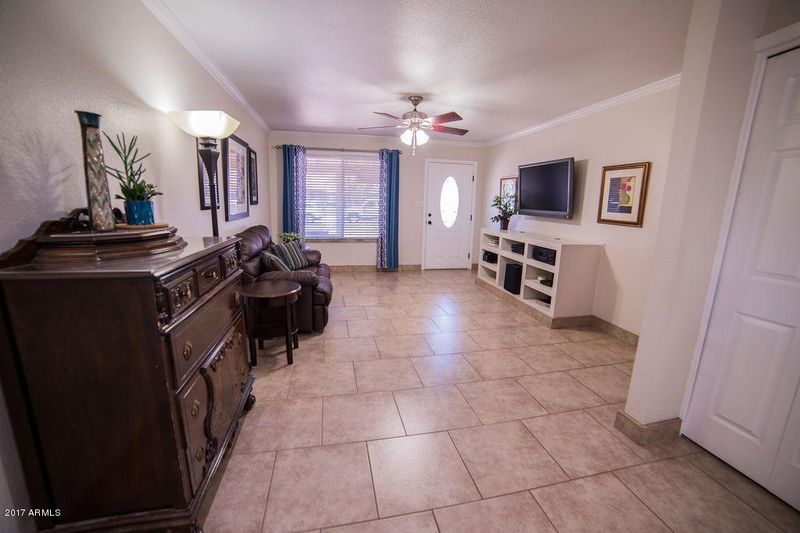 3841 W Hartford Ave, Glendale, AZ 85308