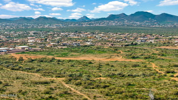 38413 16th St, Phoenix, AZ 85086