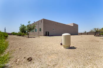 38415 25th Ave, Phoenix, AZ 85086