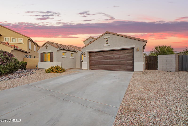 38417 Sandy Ct, San Tan Valley, AZ 85140