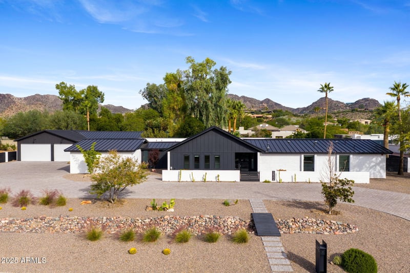 3842 E San Miguel Ave, Paradise Valley, AZ 85253