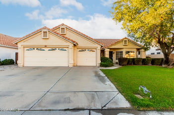3842 Hawthorn Dr, Chandler, AZ 85248