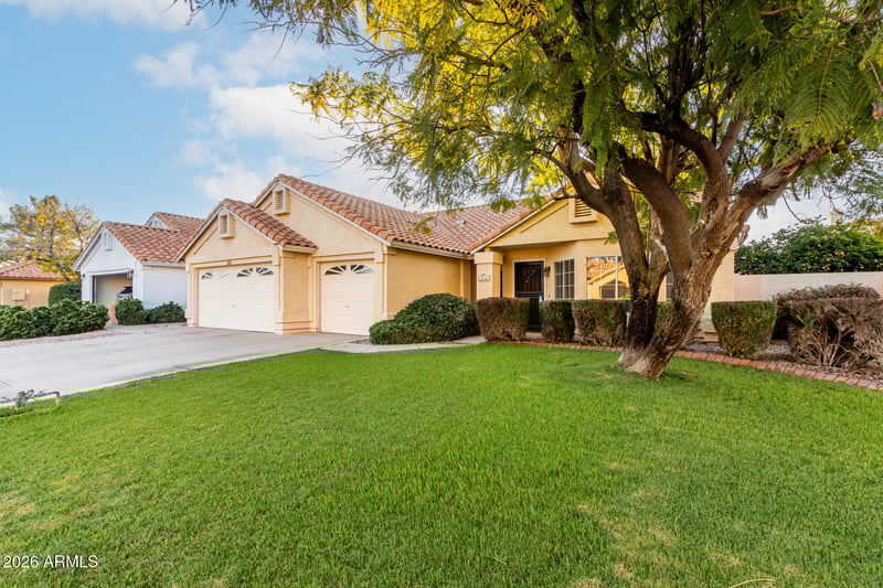 3842 Hawthorn Dr, Chandler, AZ 85248