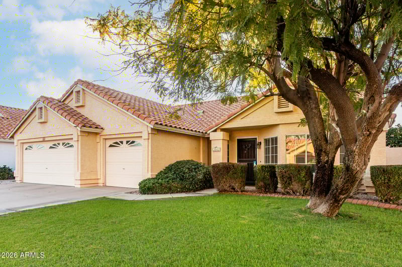 3842 Hawthorn Dr, Chandler, AZ 85248