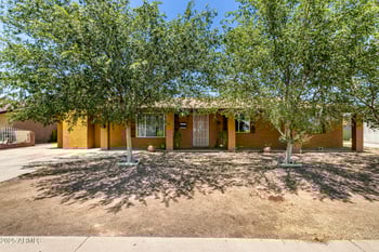3842 Ocotillo Rd, Phoenix, AZ 85019