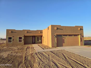 38422 Buckeye Rd, Tonopah, AZ 85354
