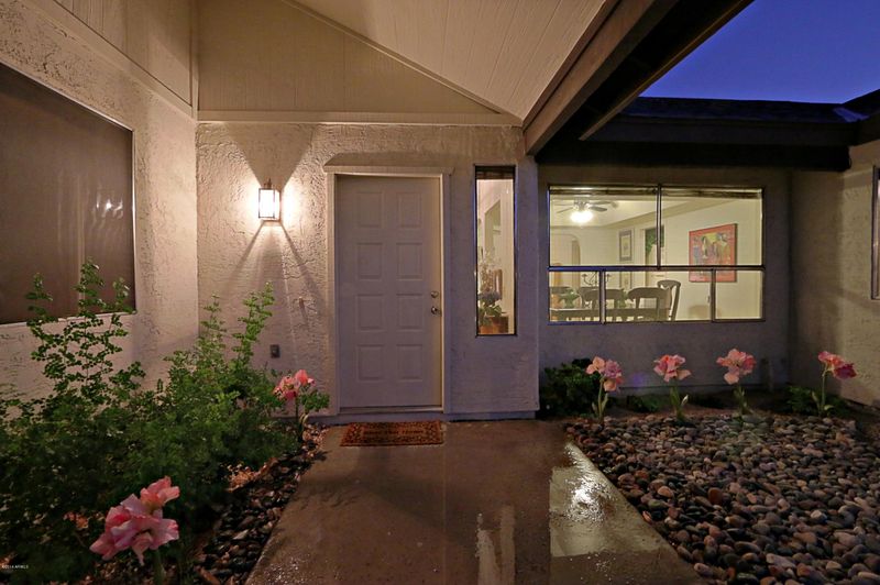 3843 E Carol Ann Way, Phoenix, AZ 85032