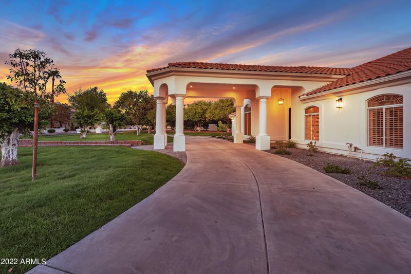 3843 E Laurel St, Mesa, AZ 85215