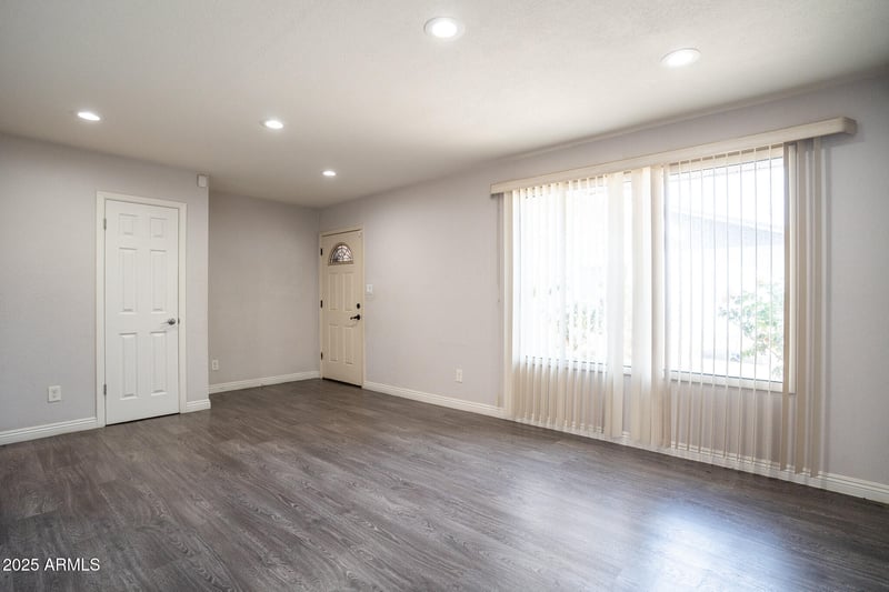 3844 Lupine Ave, Phoenix, AZ 85029