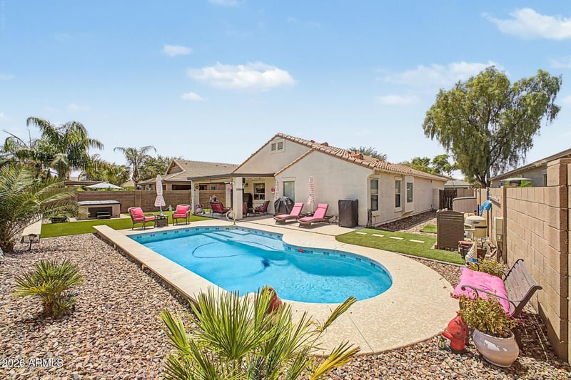 38445 Janet Ln, San Tan Valley, AZ 85140