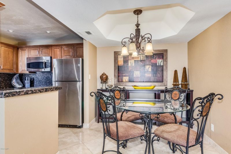 3845 E Greenway Rd #209, Phoenix, AZ 85032