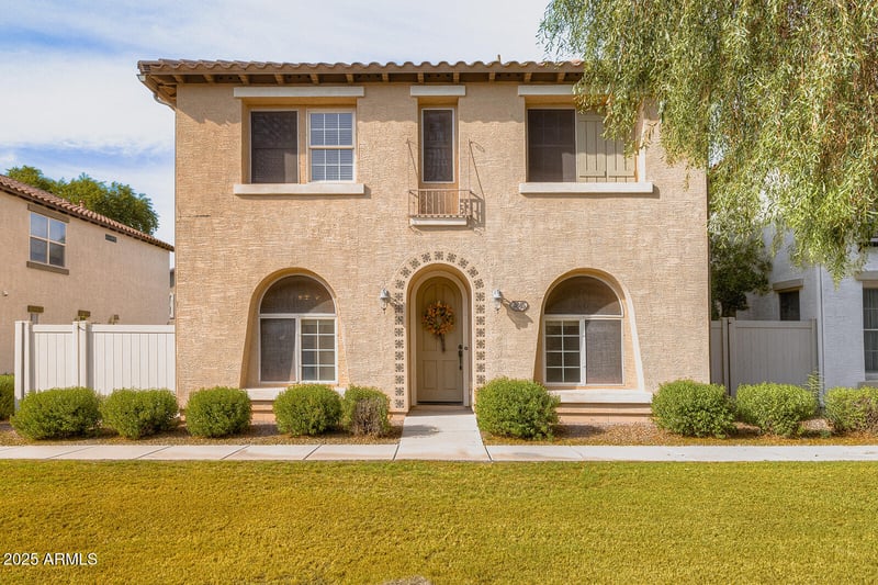 3845 Edna Dr, Gilbert, AZ 85296
