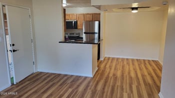 3845 Greenway Rd #121, Phoenix, AZ 85032