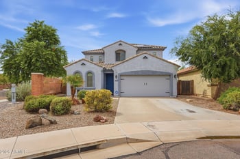 38450 N Navarro Dr, San Tan Valley, AZ 85140
