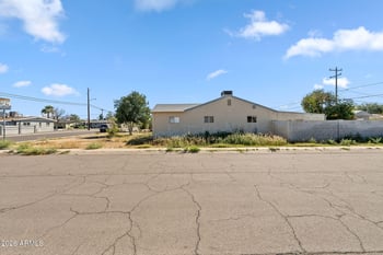 3846 11th Ave, Phoenix, AZ 85013