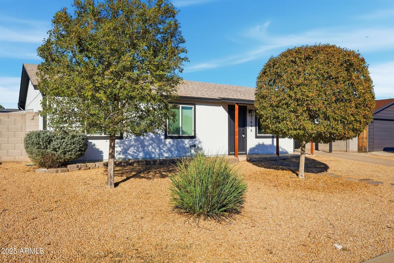 3846 Crocus Dr, Phoenix, AZ 85032