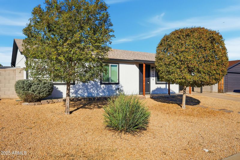 3846 E Crocus Dr, Phoenix, AZ 85032
