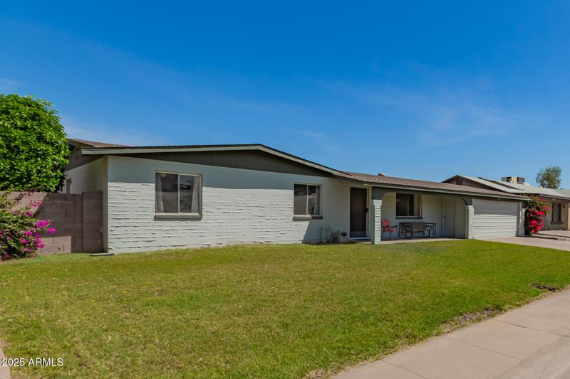 3846 W Hatcher Rd, Phoenix, AZ 85051