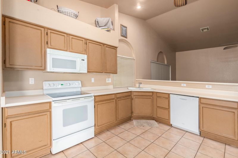 3847 W Alameda Rd, Glendale, AZ 85310