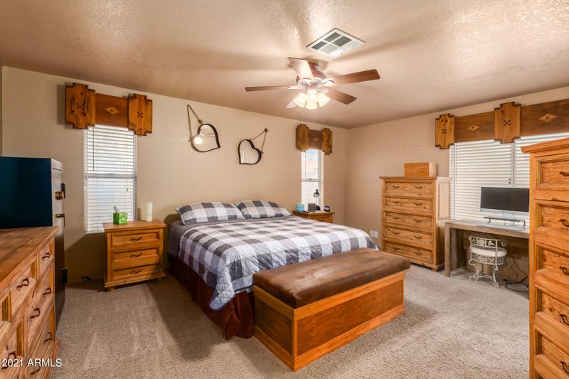 3847 W Alameda Rd, Glendale, AZ 85310