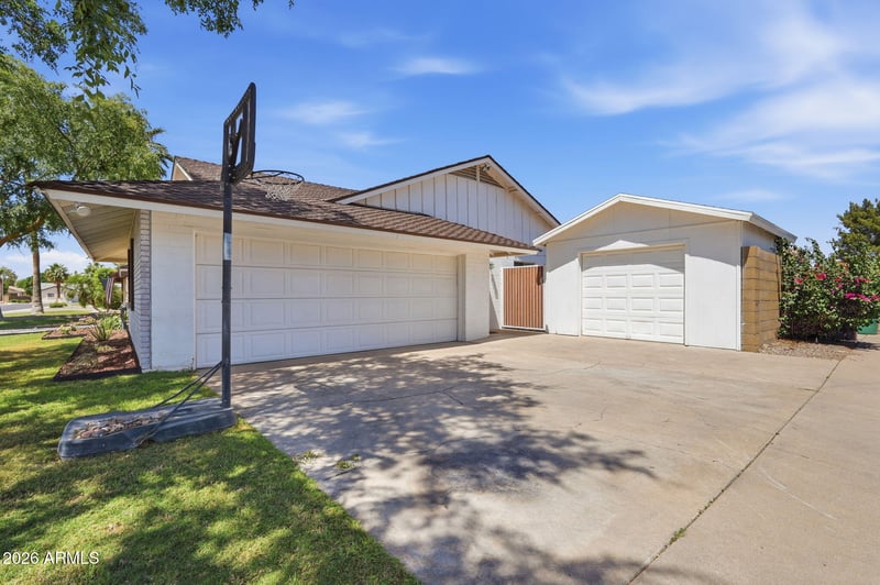 3848 Contessa St, Mesa, AZ 85205