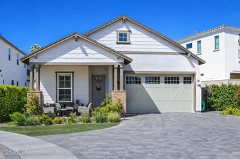 3850 Crittenden Ln, Phoenix, AZ 85018