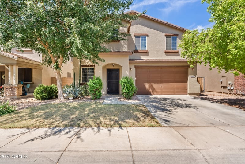 3850 Longhorn St, San Tan Valley, AZ 85140