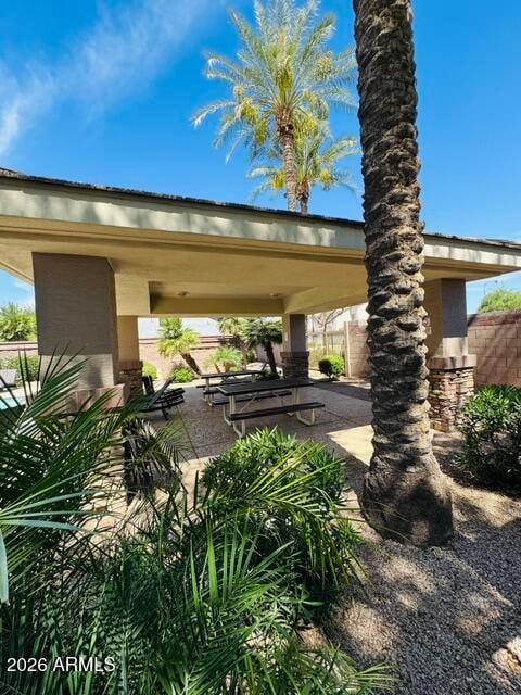 3850 Laurel Way, Chandler, AZ 85286