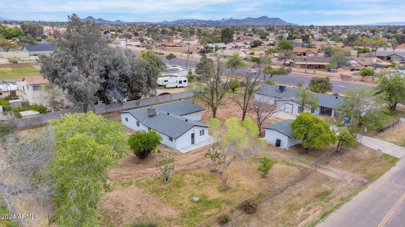 3850 W Union Hills Dr, Glendale, AZ 85308