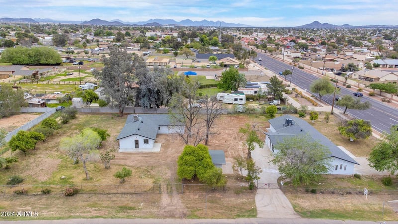 3850 W Union Hills Dr, Glendale, AZ 85308
