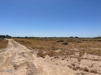 38500 Vineyard Rd #1, Tonopah, AZ 85354