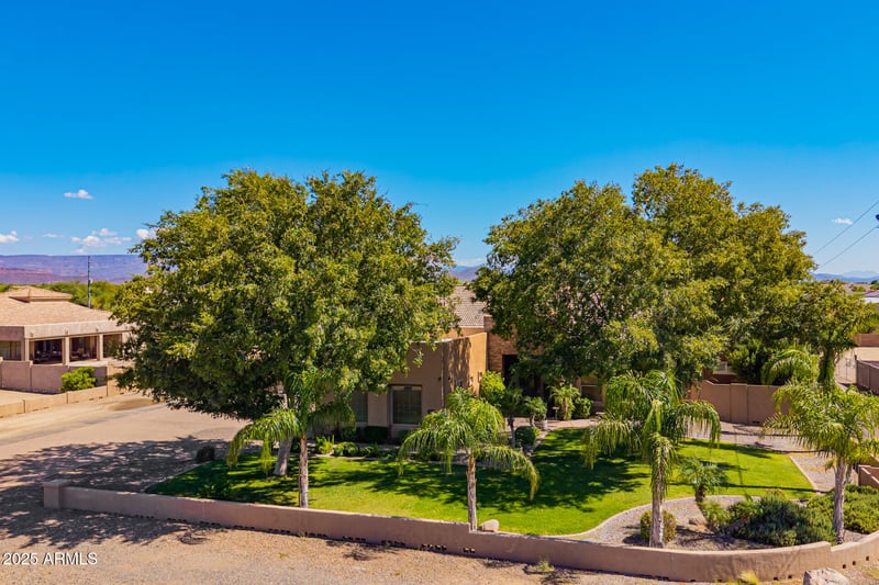 38507 27th Ave, Phoenix, AZ 85086