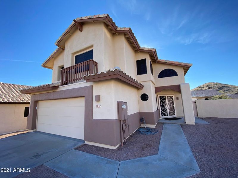 3851 E Thunderhill Pl, Phoenix, AZ 85044