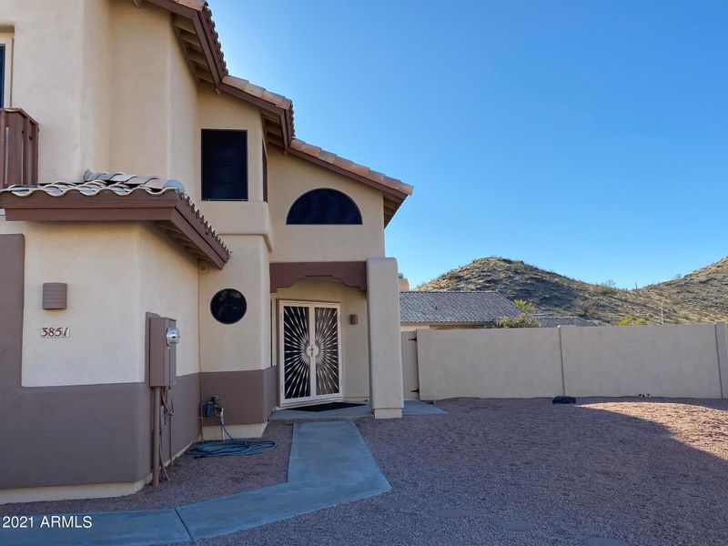 3851 E Thunderhill Pl, Phoenix, AZ 85044