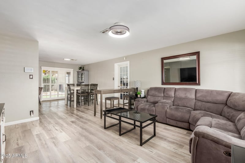 3851 Solano Dr, Phoenix, AZ 85019