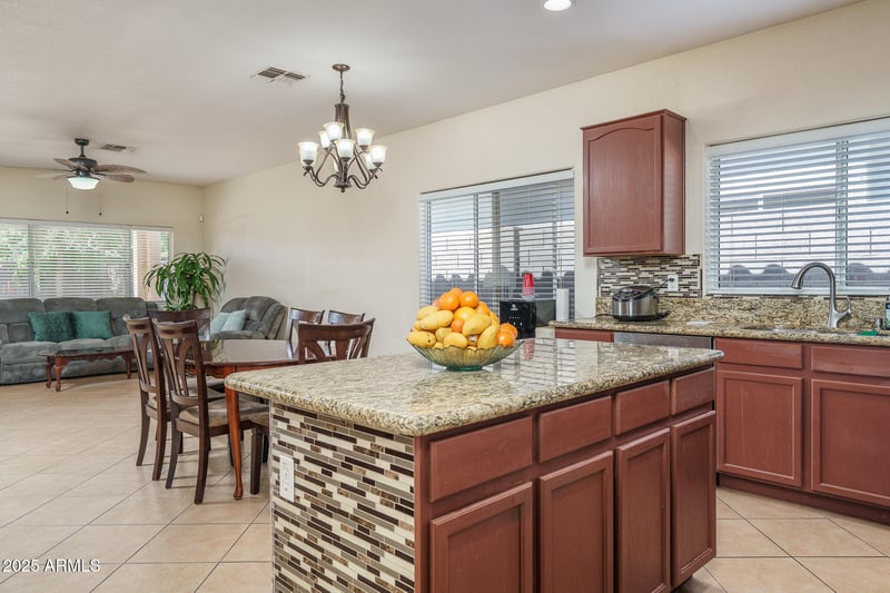 3852 143rd Ln, Goodyear, AZ 85395