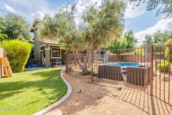 3852 Comstock Dr, Gilbert, AZ 85296