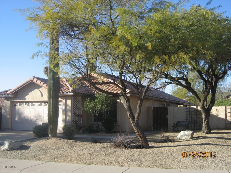 3852 E Bighorn Ave, Phoenix, AZ 85044